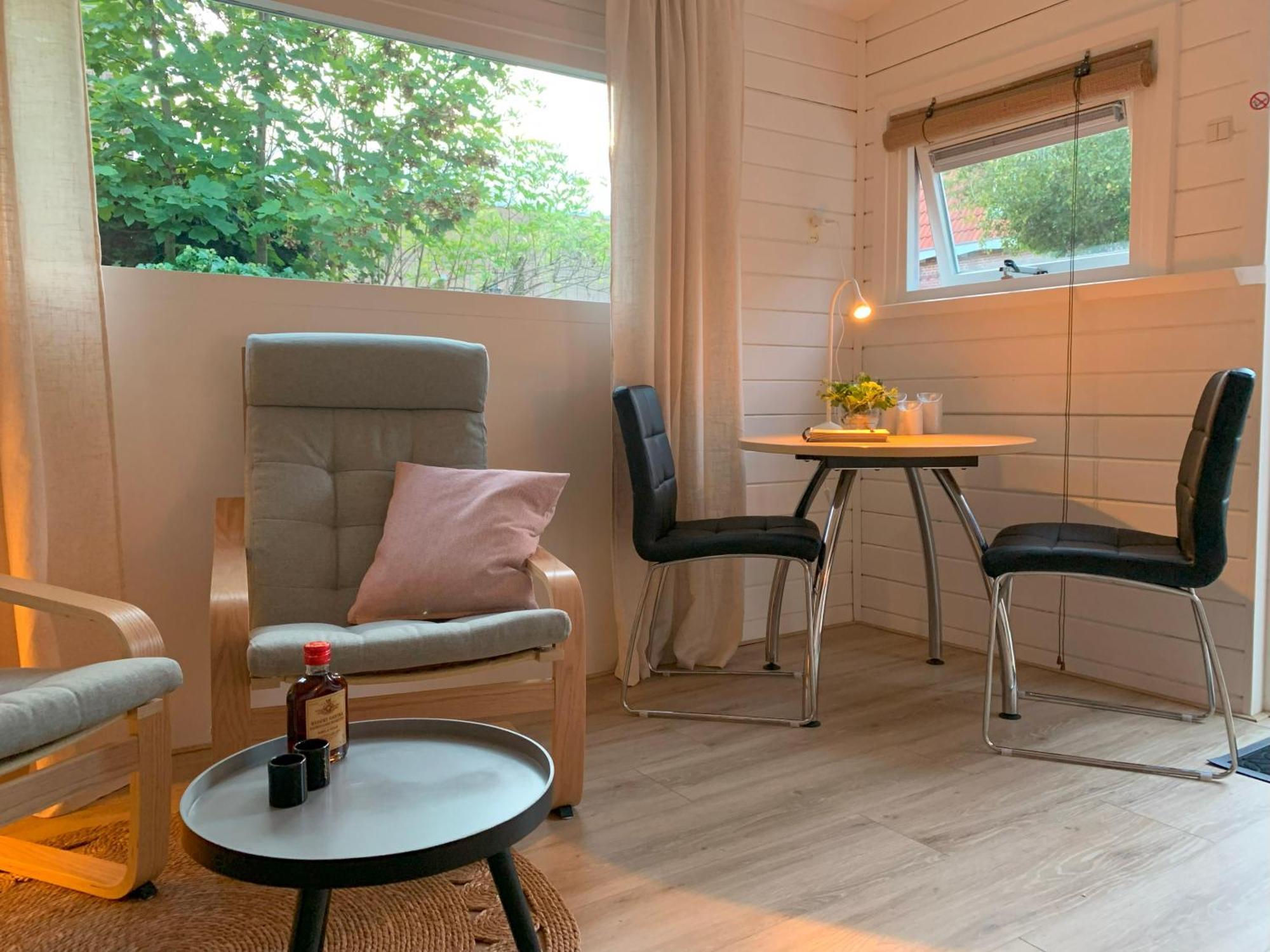 Tiny House Tussen De Grachten 斯内克 外观 照片